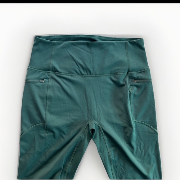 All in Motion Target Women's Flex 7/8 Leggings Green Large L With Pockets - Picture 2 of 3